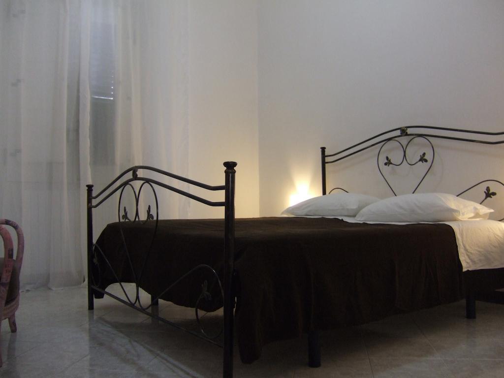 B&B Dei Tigli Лече Екстериор снимка